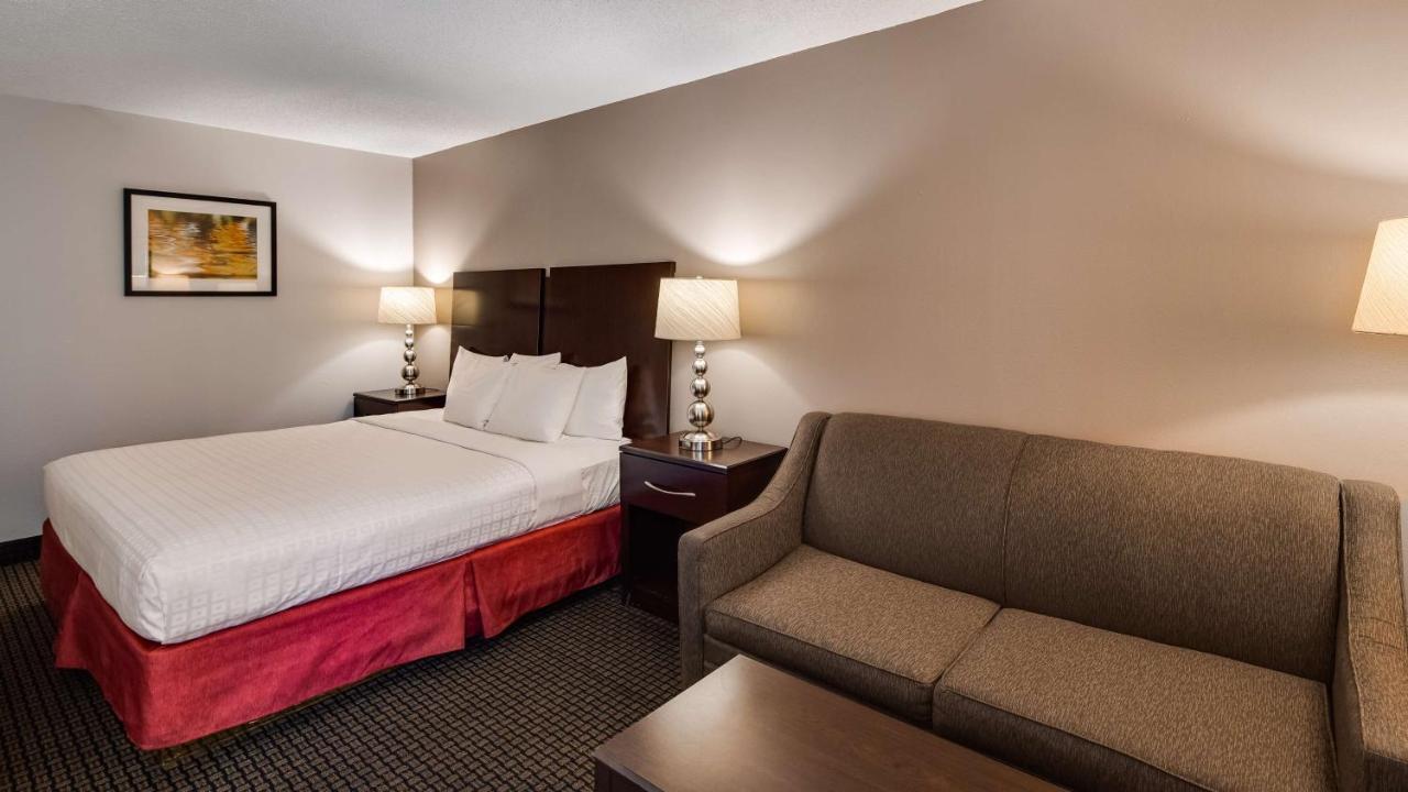 Spark By Hilton Williamsburg Historic Area Hotel 2*